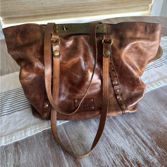 🌿🦋 Patricia Nash Benvenuto Distressed Leather Tote Bag - Picture 10 of 14
